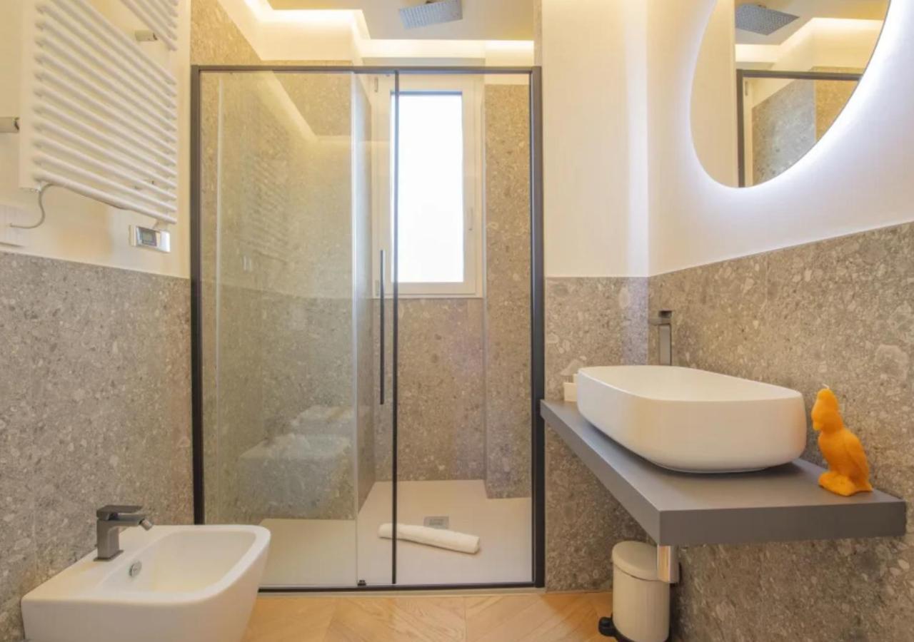 Ferienwohnung Sweett- Luxury Torino Mailand Exterior foto